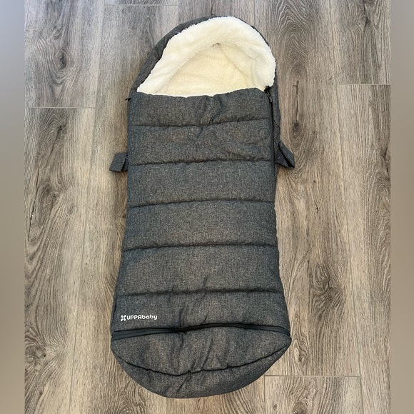 ❌SOLD❌Uppababy cozy ganoosh - Picture 1 of 2